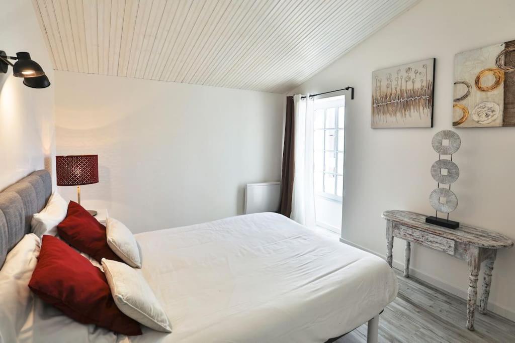 Le Cosy T2 Hypercentre ! Parking Inclus Et La Plage A 2 Min ! Les Sables-dʼOlonne Eksteriør billede
